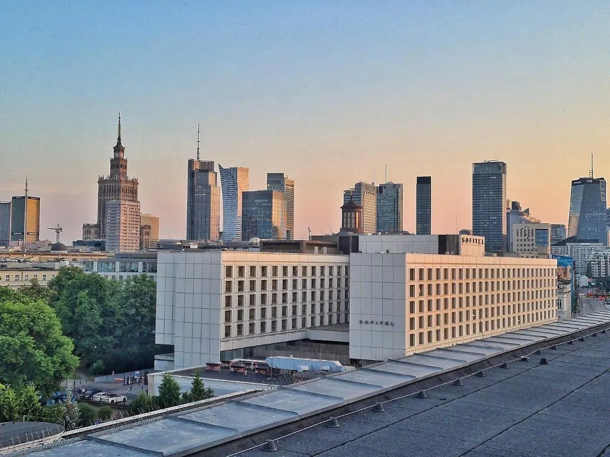 Krolewska Luxury Apartment location