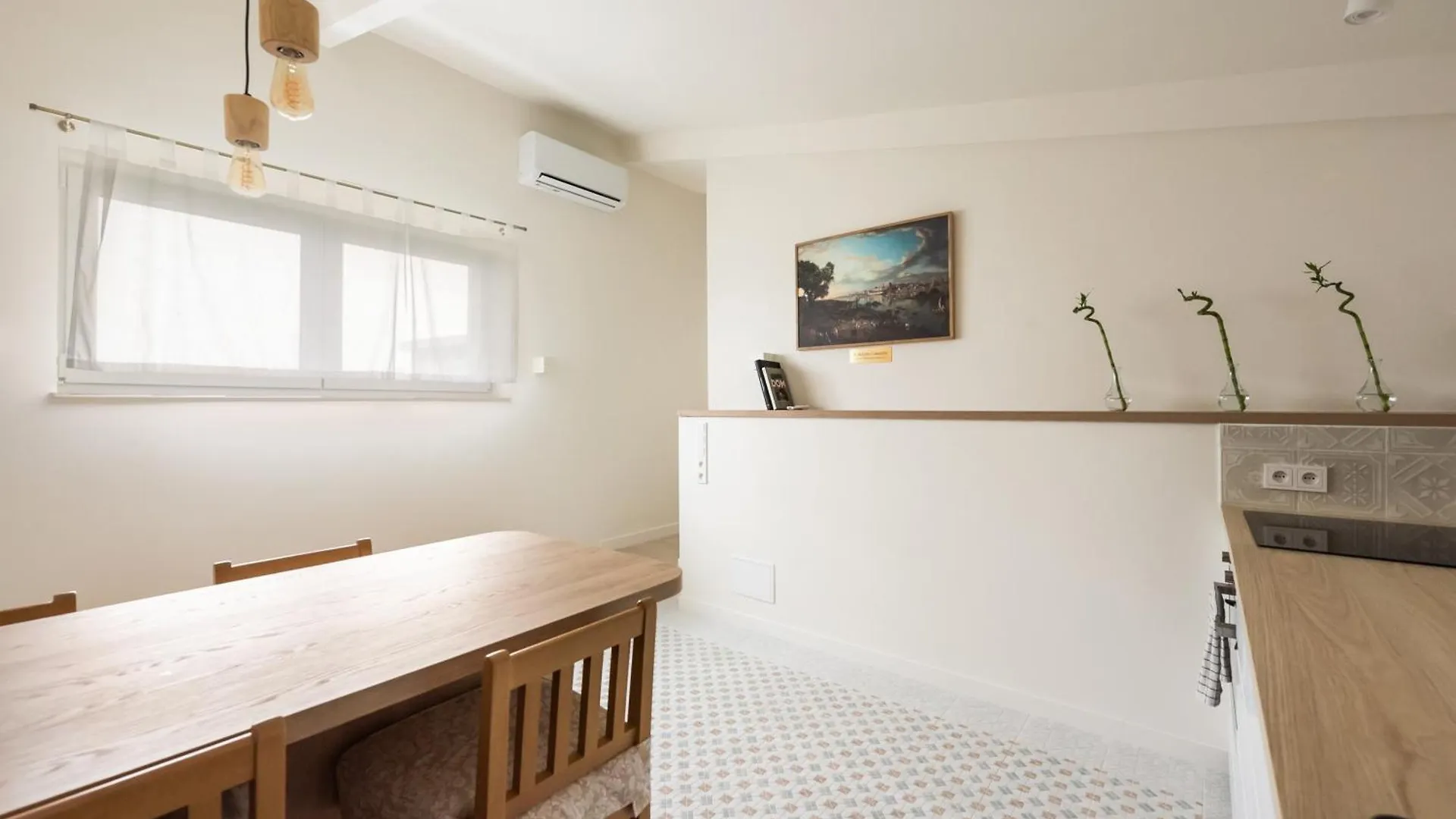 Krolewska Luxury Apartment Warsaw 0*,  Poland